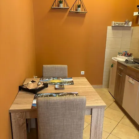 Lejlighed Monaco Novi Sad